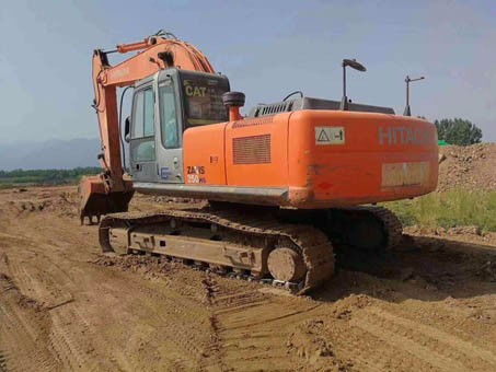 洛川縣神鋼挖掘機維修服務熱線 挖機油缸專業維修指南