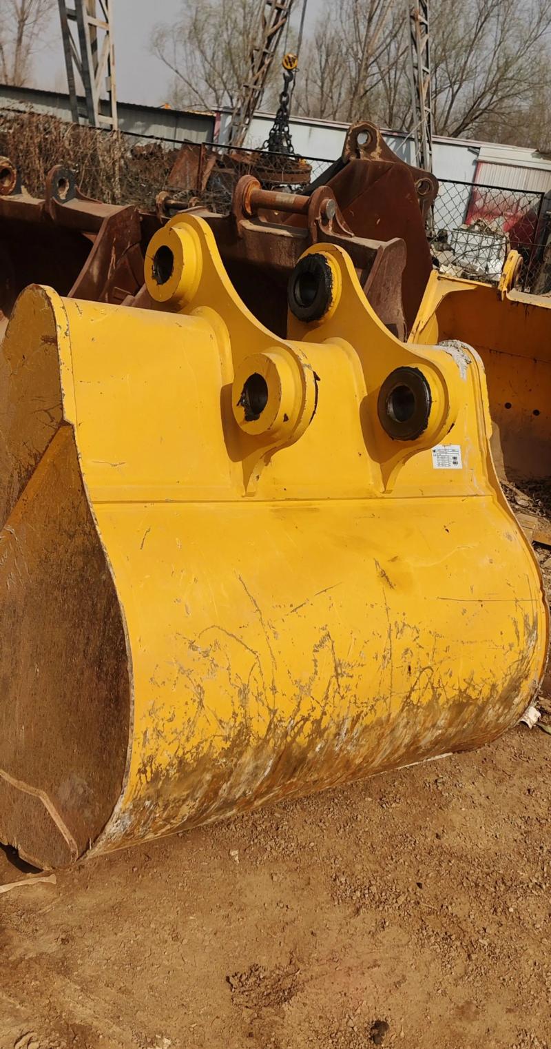 卡特323原車斗1.3方 挖掘機挖斗與油缸的完美結(jié)合